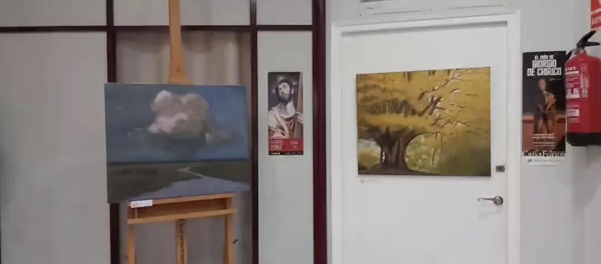 Obra "Núvols" de l'Ana Dorado en exposició.